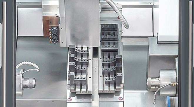 Optional driven tools on Y-axis