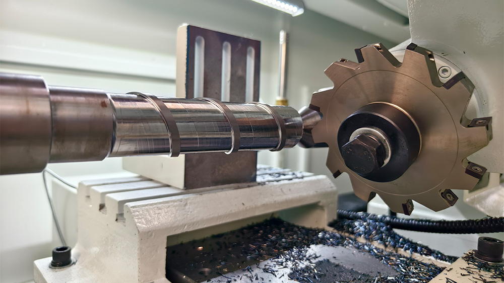 1769134435142545.jpg Semi-finished workpiece during CNC whirling milling process, showing stable cutting